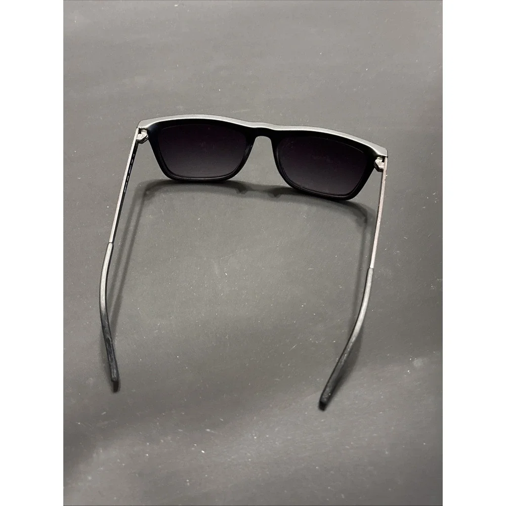 GUESS GF0176 02B Matte Black Rectangular Sunglasses 55-17-140 Gradient